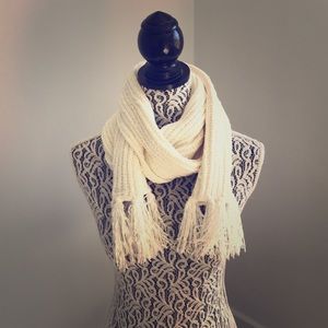 Soft cream scarf